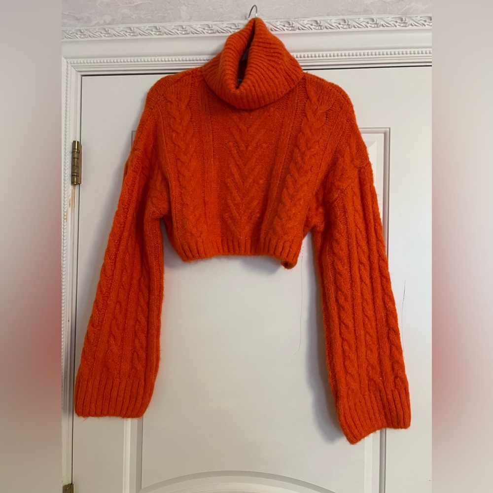 Like New sweater from Zara